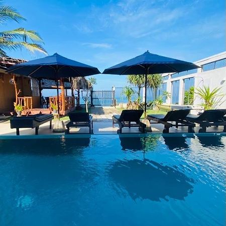 White Sand Villa - Beach Front Хіккадува Екстер'єр фото